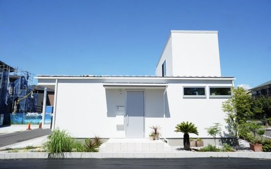 中庭のある平屋のような家〈designcasa〉