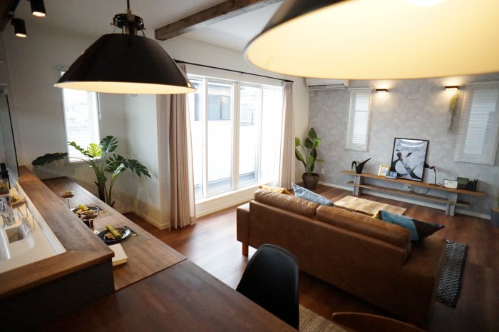 屋上庭園のこだわりにあわせて、家事ラク導線も備え、毎日の暮らしが楽しくなることに加え、暮らしやすさも兼ねた住まい